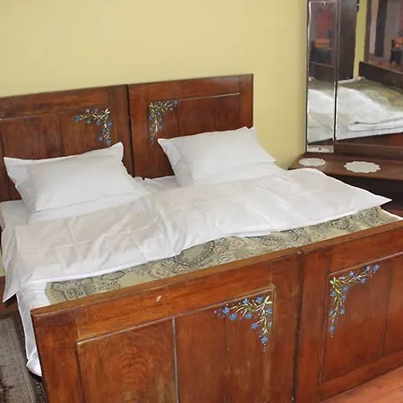 Keknefelejcs Vendeghaz Guest house
